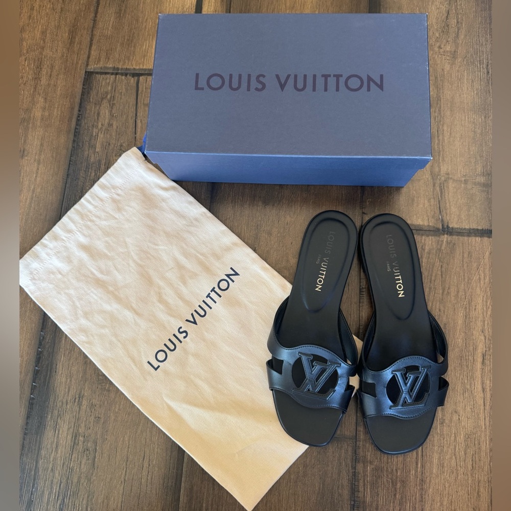 Louis Vuitton Isola Flat Mule Black